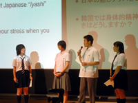 日本と韓国の高校生の合同発表